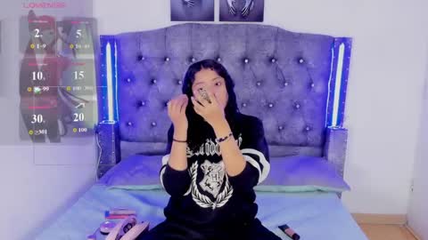 mia_cavallii online show from March 2026 12:01:02 PM