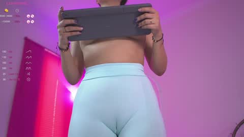 Anna online show from January 2025 07:53:02 PM