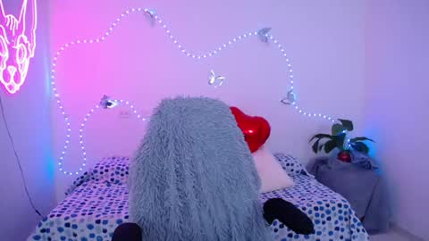 Snapshot of mia_cute_girl chatting on June 2026 12:00:02 PM mia_cute_girl online show from June 2026 12:00:02 PM