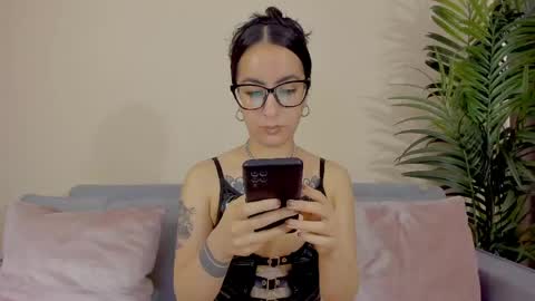 Snapshot of mia_daniellshot chatting on June 2026 02:19:02 PM Sarah Luna online show from June 2026 02:19:02 PM
