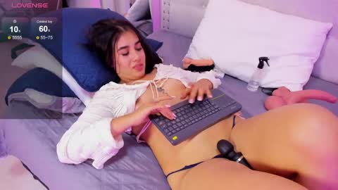 MIA help me get to 25 hands up online show from April 2026 07:45:01 AM