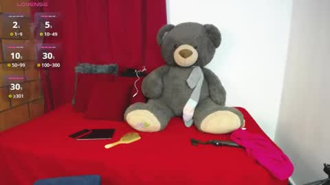 Snapshot of mia_downson chatting on May 2026 02:45:01 PM Mia online show from May 2026 02:45:01 PM