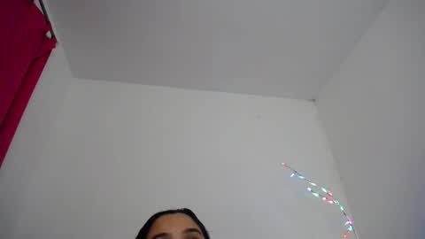 M I A online show from December 2025 12:14:01 PM