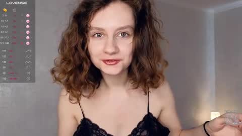 Mia  online show from February 2025 09:58:02 AM