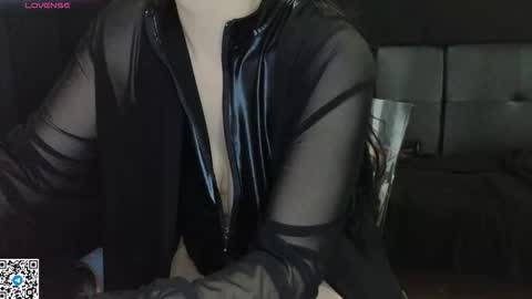 Golden ones online show from November 2025 03:56:02 PM