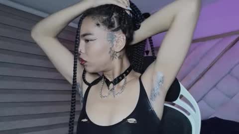 Mia online show from March 2026 03:10:01 AM