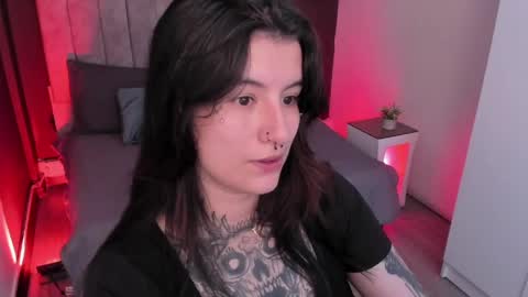 Val  online show from April 2026 07:12:02 PM