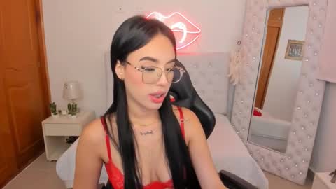    online show from January 2025 01:02:01 PM