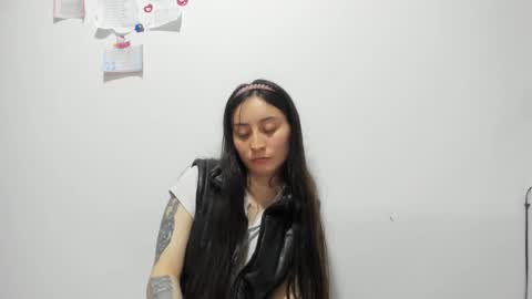 mia kaneee online show from February 2025 05:13:02 AM