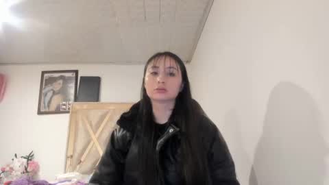 mia kaneee online show from October 2025 01:33:02 AM