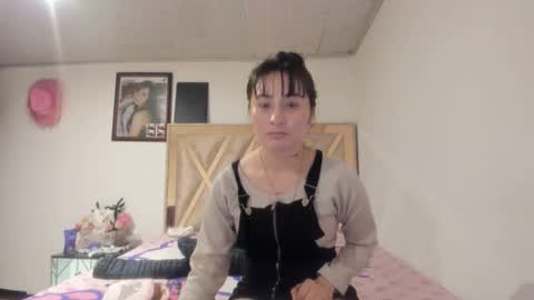 mia kaneee online show from October 2025 01:30:02 AM