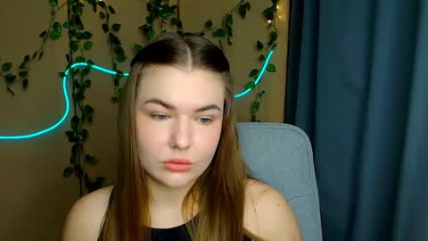 mia_lemm online show from March 2026 07:03:01 AM