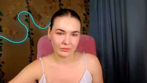mia_lemm online show from June 2026 06:36:02 AM