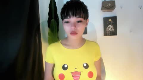 Snapshot of mia_lover9 chatting on April 2026 01:35:01 PM M I A online show from April 2026 01:35:01 PM