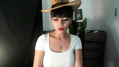 Snapshot of mia_lover9 chatting on June 2026 09:59:02 AM M I A online show from June 2026 09:59:02 AM
