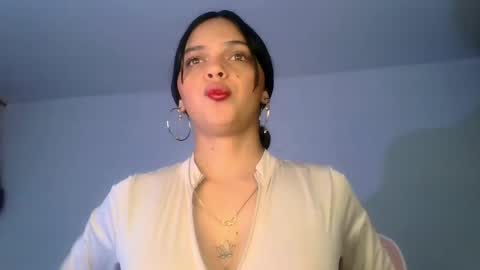 mia lucy 21 online show from June 2026 07:56:01 AM
