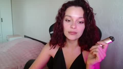 mia_luiza online show from June 2026 09:45:01 AM