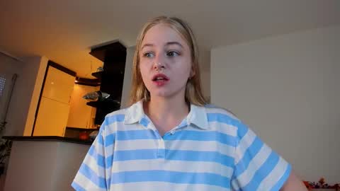 Mia here Appreciate your support online show from September 2025 10:26:02 AM