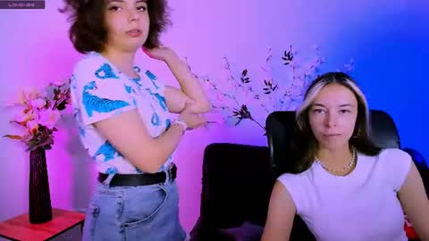 mia_mooon_ online show from June 2026 08:24:01 AM