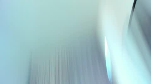 Mia online show from February 2026 12:34:02 PM