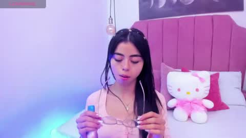 Mia online show from June 2026 12:15:01 PM