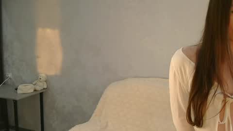 Mia online show from June 2026 08:23:01 PM