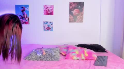Snapshot of mia_purplee chatting on September 2025 03:18:02 AM mia_purplee online show from September 2025 03:18:02 AM