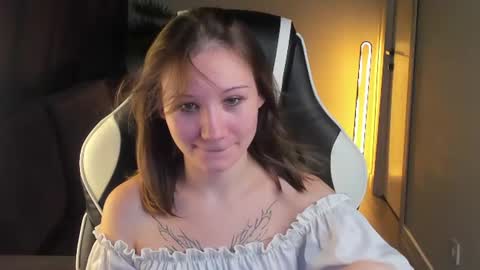 Snapshot of mia_ramsey chatting on August 2026 09:34:02 AM Mia Ramsey online show from August 2026 09:34:02 AM