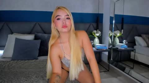 MIA  online show from September 2025 01:42:02 AM