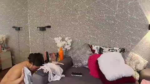 Mia Roux online show from March 2025 07:31:02 PM