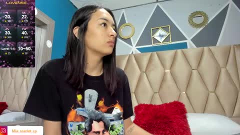 MIA HOT online show from May 2026 12:10:01 PM