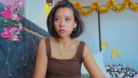 Snapshot of mia_sirenia chatting on January 2025 04:23:01 AM Mia online show from January 2025 04:23:01 AM