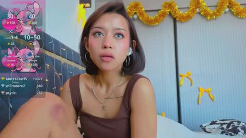 Snapshot of mia_sirenia chatting on January 2025 07:24:01 AM Mia online show from January 2025 07:24:01 AM