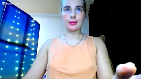 Snapshot of mia_sunnyy chatting on December 2024 11:38:02 PM Mia. online show from December 2024 11:38:02 PM