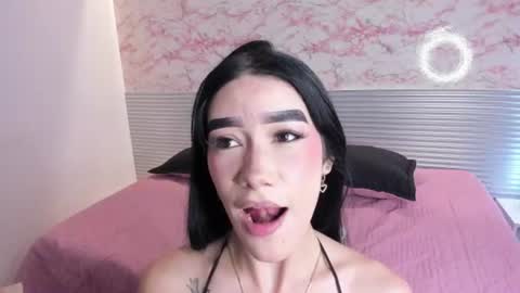 mia_velveet online show from June 2026 07:25:01 PM