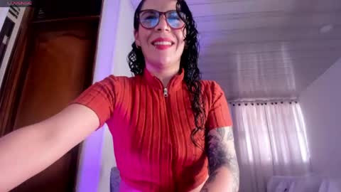 Snapshot of mia_velvet1 chatting on June 2026 01:02:02 PM MIA online show from June 2026 01:02:02 PM