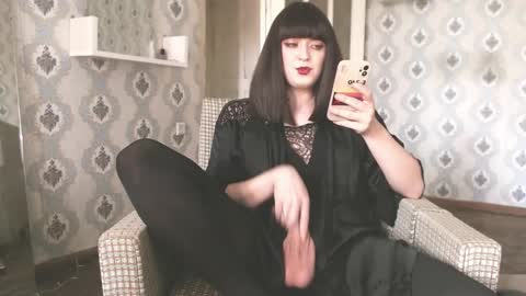 mia_wallase online show from June 2026 04:47:02 AM