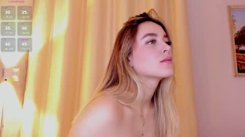 Mia White  online show from March 2026 01:15:01 PM