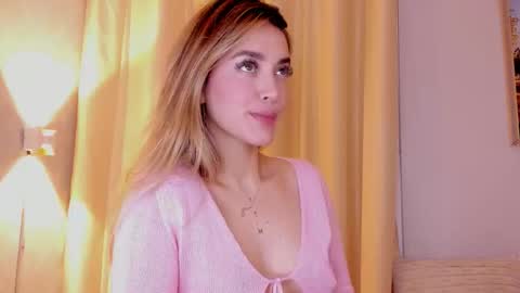 Mia White  online show from March 2026 02:00:02 PM