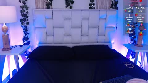 Mia online show from February 2025 11:23:01 AM