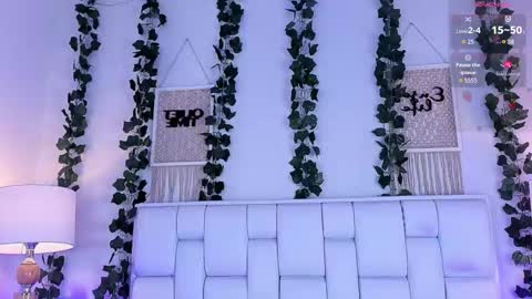 Mia online show from February 2026 11:28:01 AM