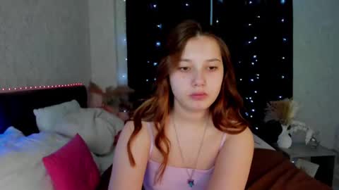 Mia online show from March 2025 08:15:01 AM