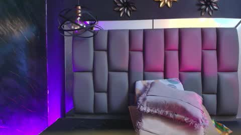 Snapshot of miaabrown__ chatting on November 2025 12:05:02 PM Mia online show from November 2025 12:05:02 PM