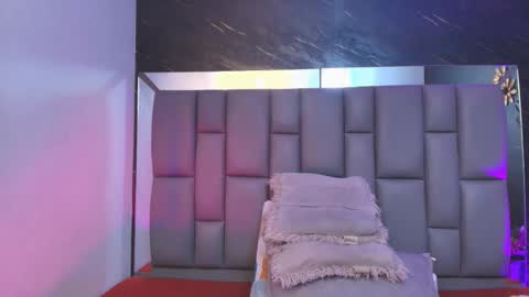 Snapshot of miaabrown__ chatting on November 2025 12:02:02 PM Mia online show from November 2025 12:02:02 PM