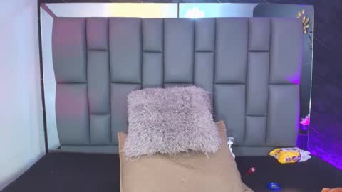 Snapshot of miaabrown__ chatting on November 2025 12:09:02 PM Mia online show from November 2025 12:09:02 PM