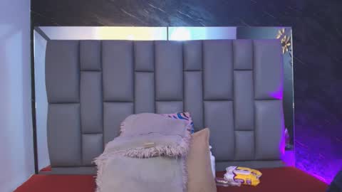 Snapshot of miaabrown__ chatting on November 2025 12:04:01 PM Mia online show from November 2025 12:04:01 PM