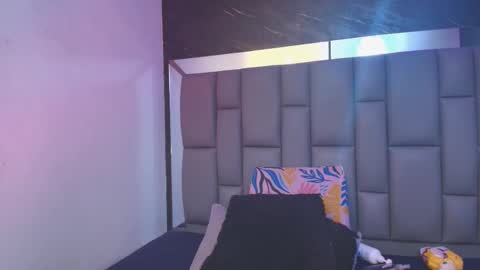 Snapshot of miaabrown__ chatting on November 2025 12:05:02 PM Mia online show from November 2025 12:05:02 PM