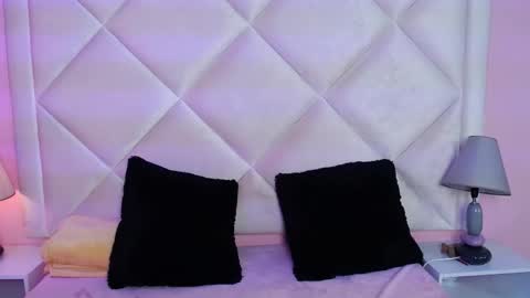 Snapshot of miaasmiith_ chatting on November 2025 03:29:02 AM Alexandra online show from November 2025 03:29:02 AM