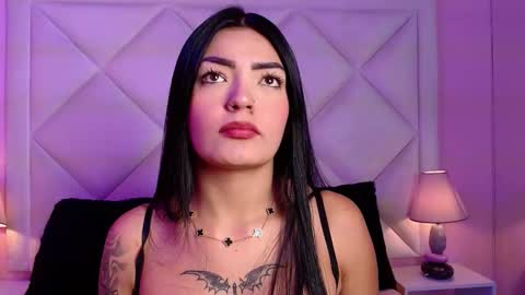 Snapshot of miaasmiith_ chatting on November 2025 02:54:01 PM Alexandra online show from November 2025 02:54:01 PM