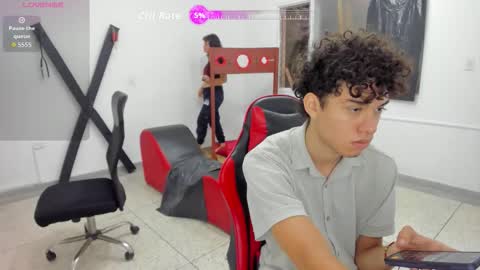 Mia and Max online show from March 2026 12:56:02 PM